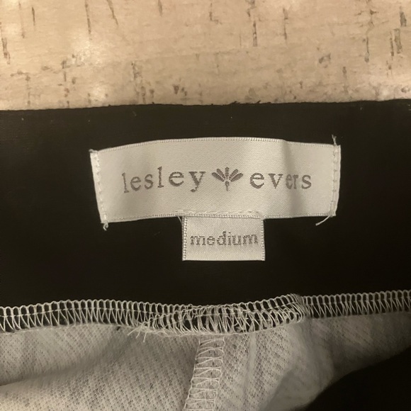 Lesley Evers lounge pants - Picture 2 of 2